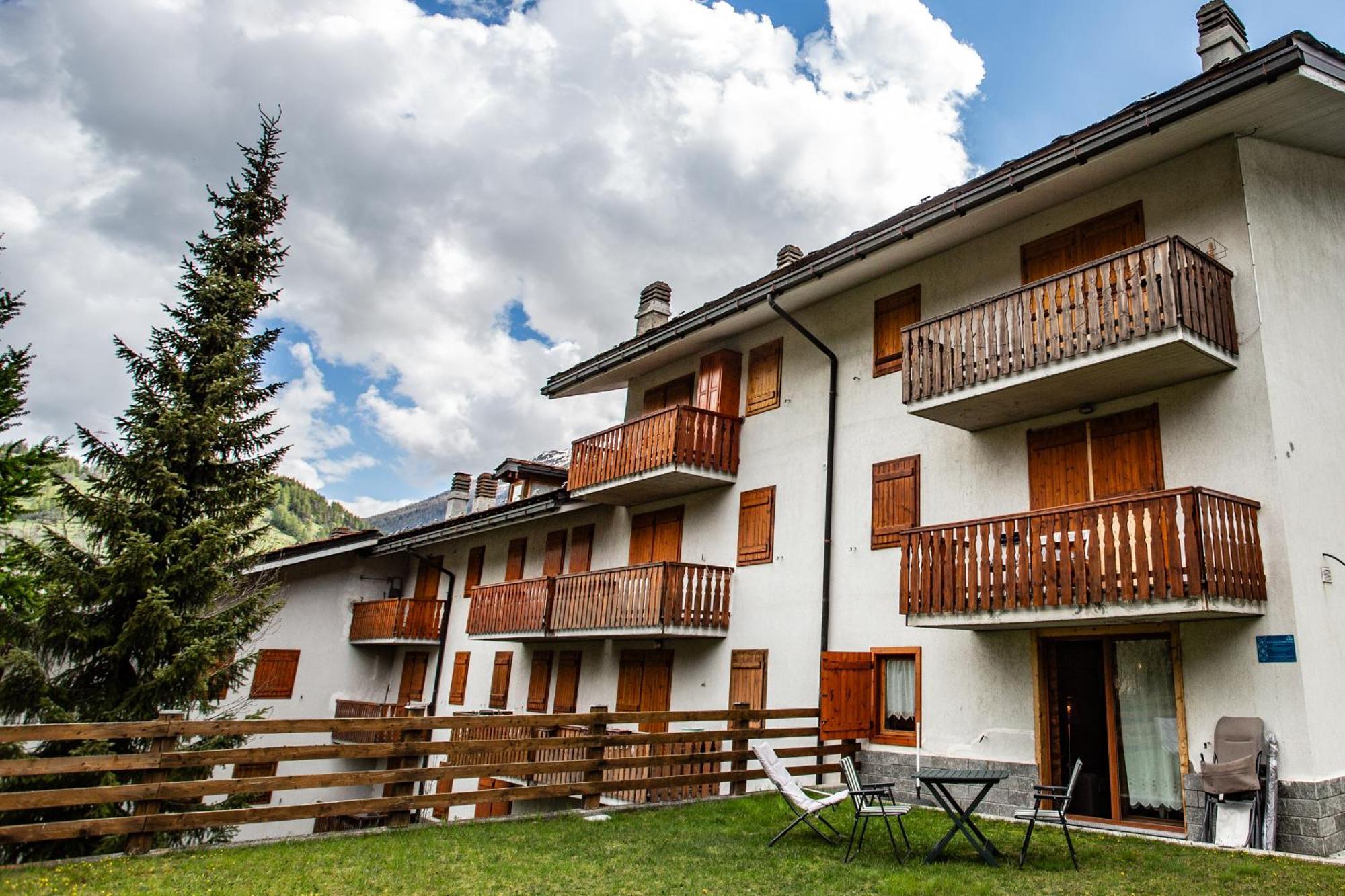La casa di Matilde - trilocale vicinissimo alle piste da sci La Thuile Esterno foto